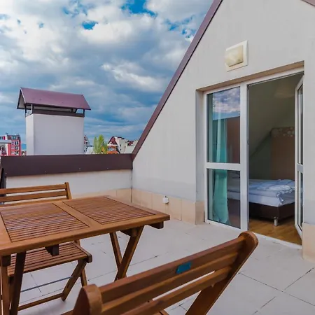 The Eyrie 1-bd Lovely Maisonette By Flat Mаnager Apartment *